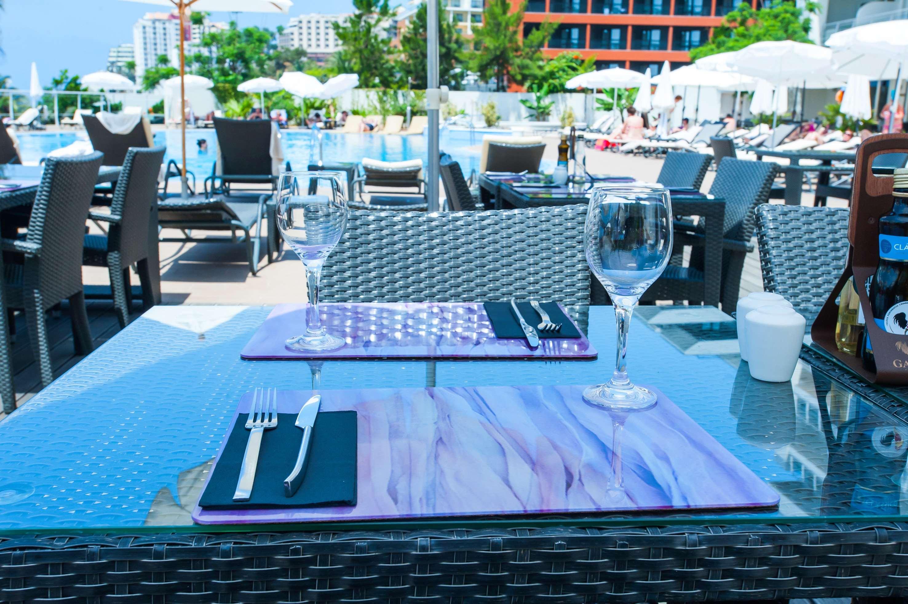 Hotel Meliã Madeira Mare